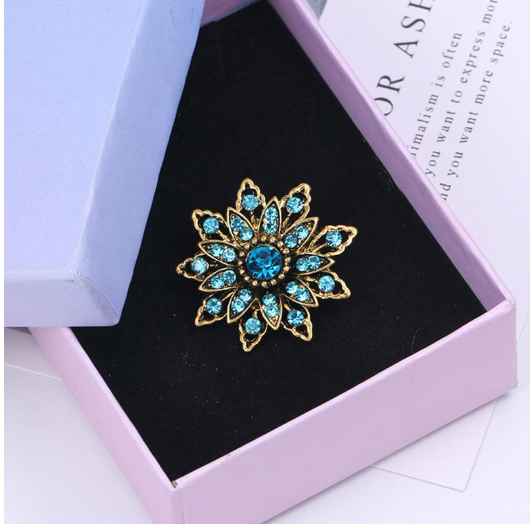Creative Alloy Brooch with Rhinestones and Pin